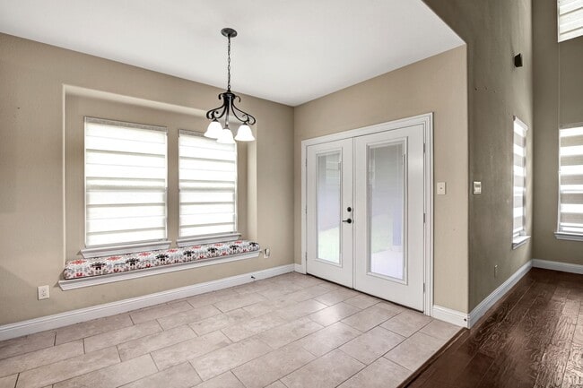 Building Photo - 12353 Flowering Dr