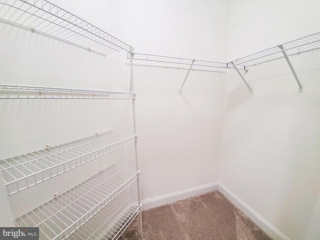 Building Photo - 2115 Ganton Green