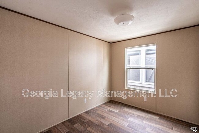 Building Photo - 57 Shady Cir