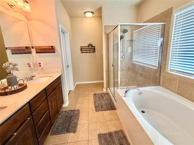 Building Photo - 1068 Meadow Scape Dr