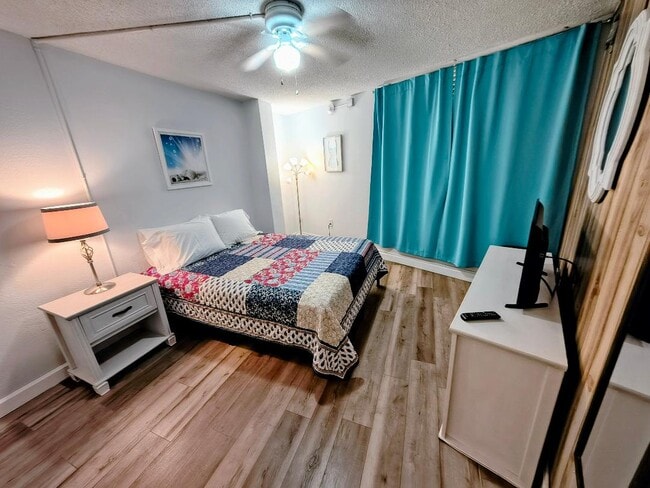 Building Photo - 2301 S Atlantic Ave