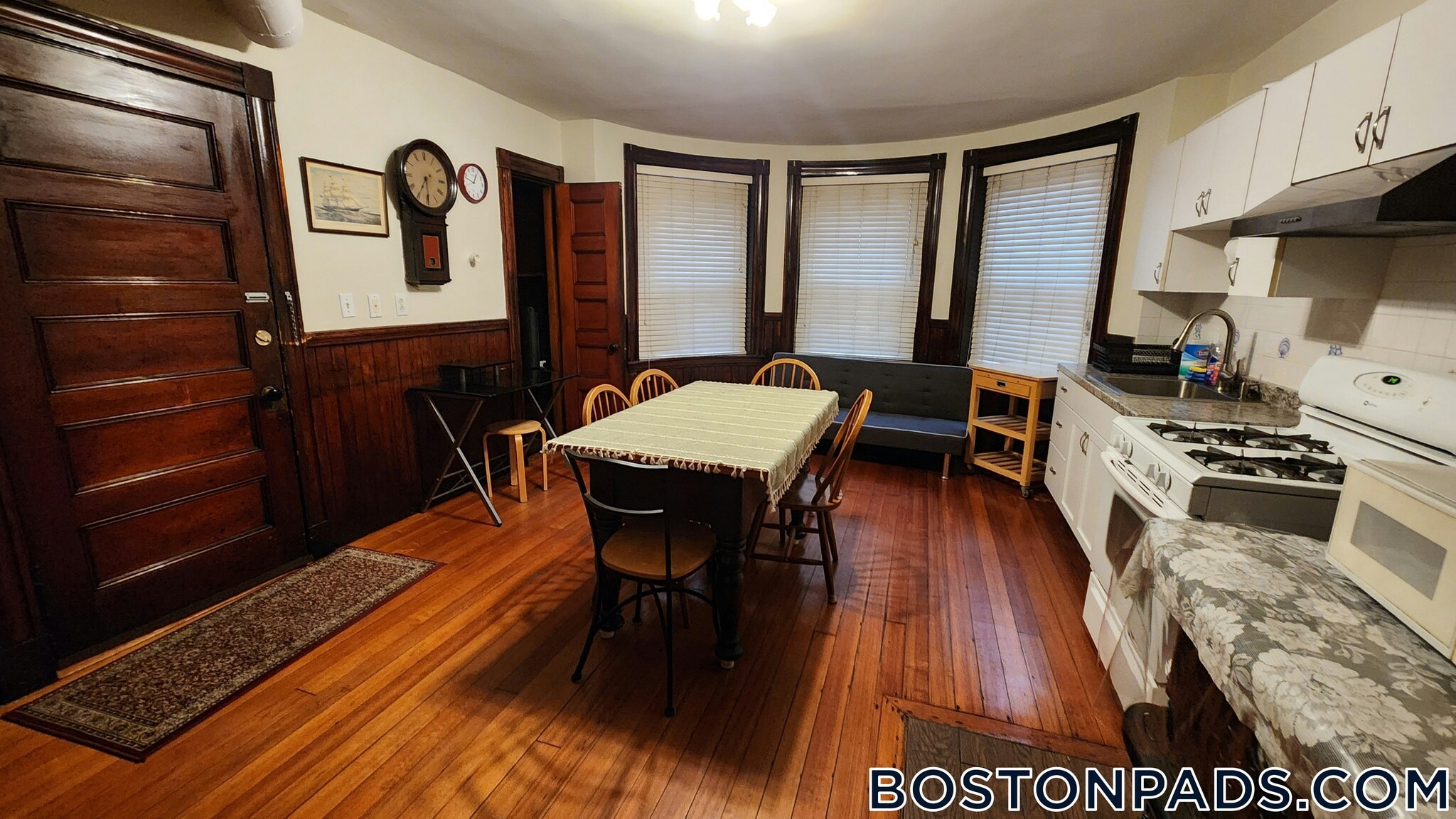 Building Photo - 72 Bay State Rd