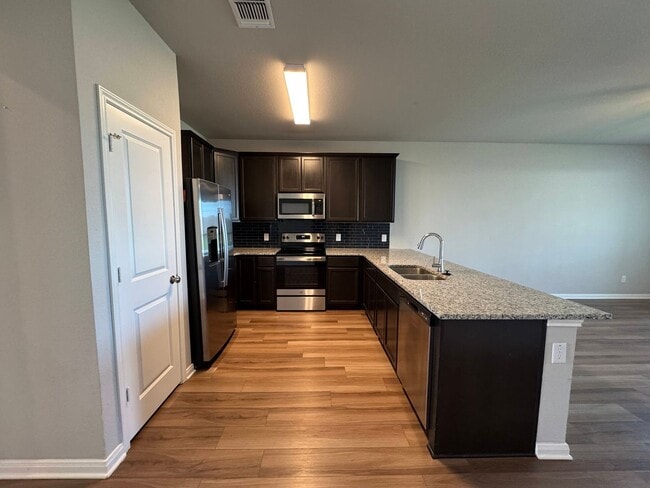 Building Photo - 938 James Parker Cir