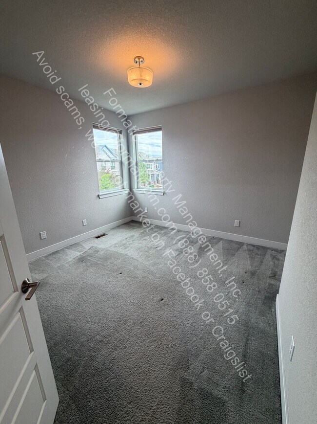 Building Photo - 5966 Boston St
