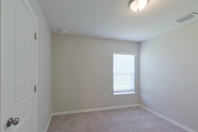 Building Photo - 4341 NW 34th Ave