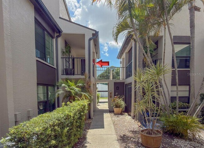 Building Photo - 2599 Countryside Blvd