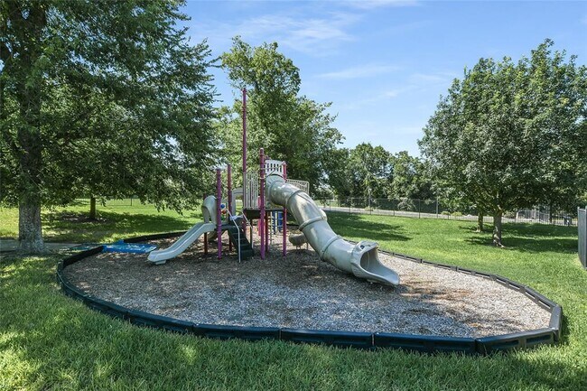 Building Photo - 4712 Lake George Ln