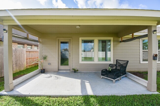 Building Photo - 26622 Bluestem Valley Ln