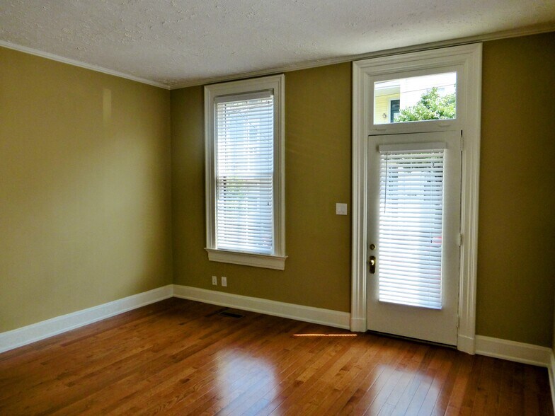 Living Room - 1117 Belvedere St