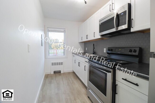 Building Photo - 1823 Griswold Dr