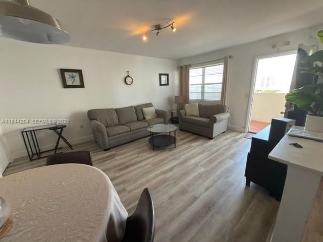 Building Photo - 7904 West Dr