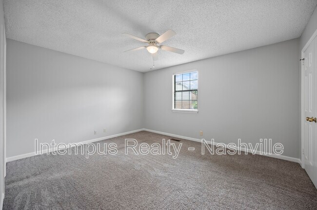 Building Photo - 5771 Brentwood Trace