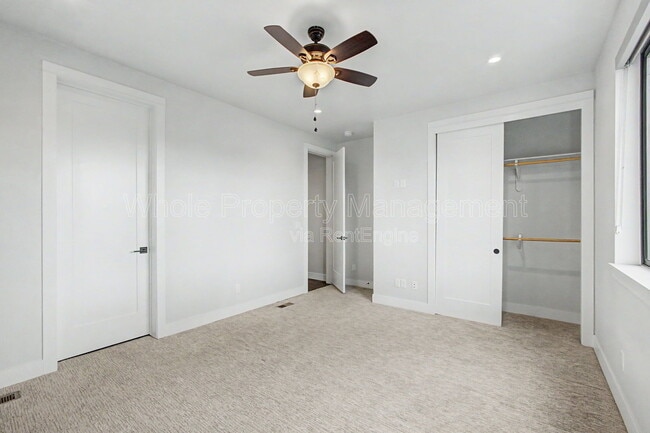 Building Photo - 4339 Kalamath St