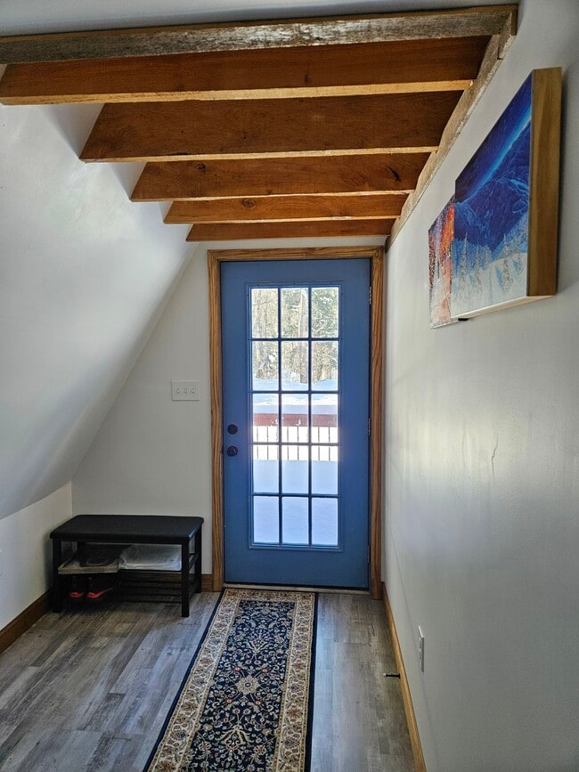 Building Photo - 5724 Lake Rd