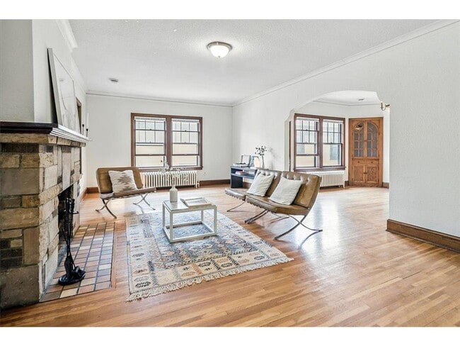 Building Photo - 4948 Lyndale Ave S