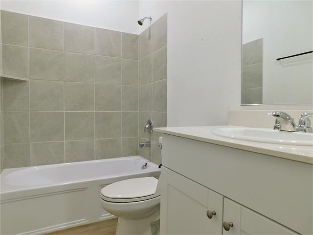 Building Photo - 3408 Chivalry Dr