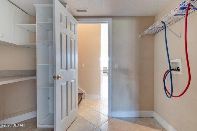 Building Photo - 6101 Sanctuary Garden Blvd