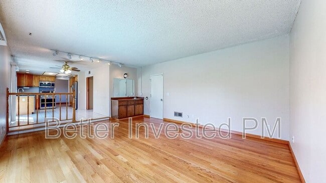 Building Photo - 848 Sprucewood Ct