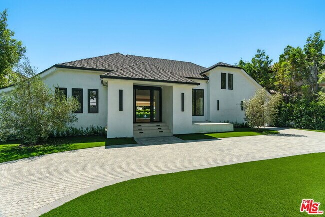 Primary Photo - 603 N Camden Dr
