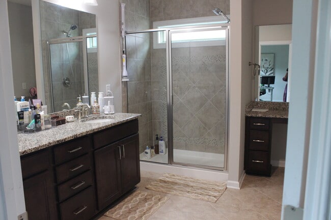 Building Photo - 1420 Tinos Overlook Way