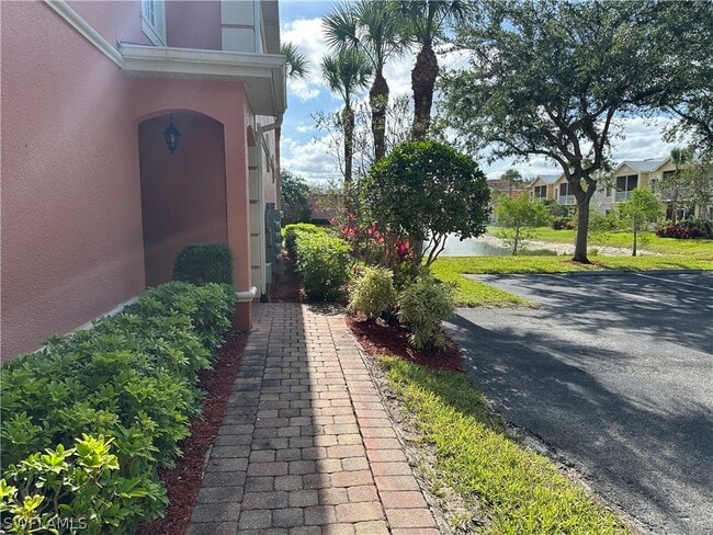 Building Photo - 20261 Estero Gardens Cir