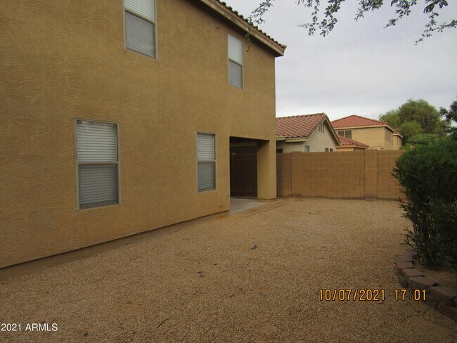 Building Photo - 2311 E Hazeltine Way
