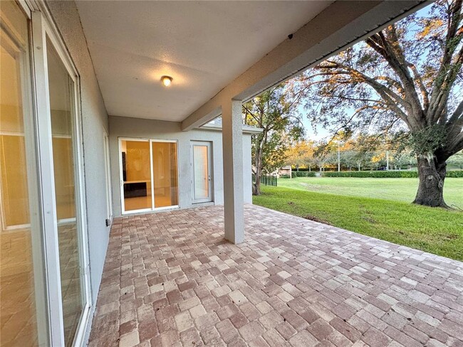 Building Photo - 8227 Vineland Oaks Blvd