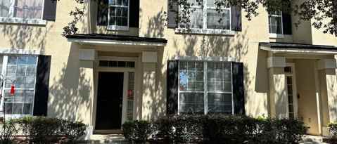 Building Photo - 502 Sherwood Oaks Dr