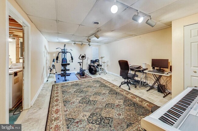 Building Photo - 806 Hope Ct