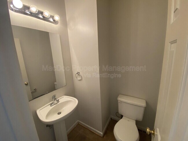 Building Photo - 10910 Coreys Way