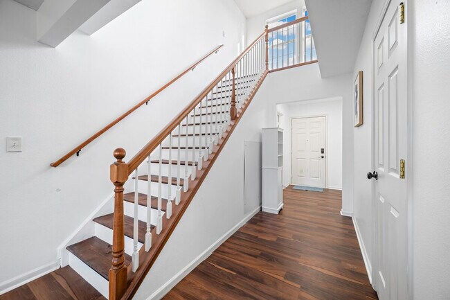 Building Photo - 2386 Meadow Bend Dr