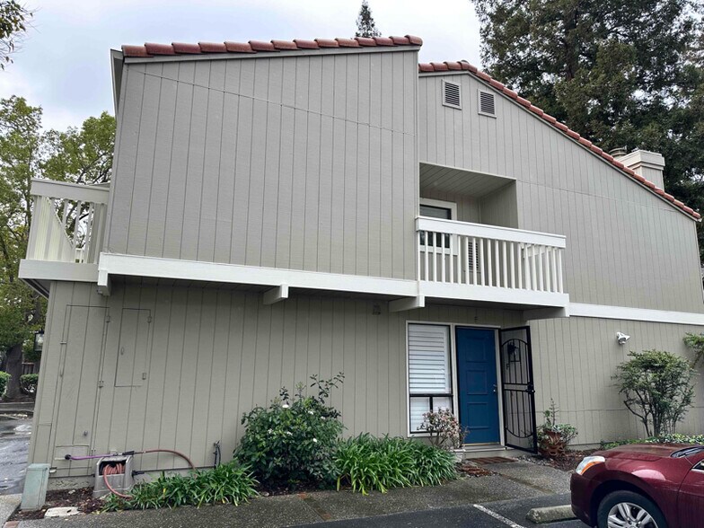 Primary Photo - 134 W Rincon Ave