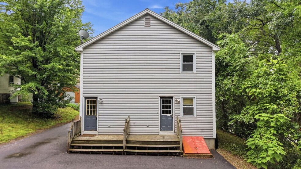 Building Photo - 33 Elwood Ave