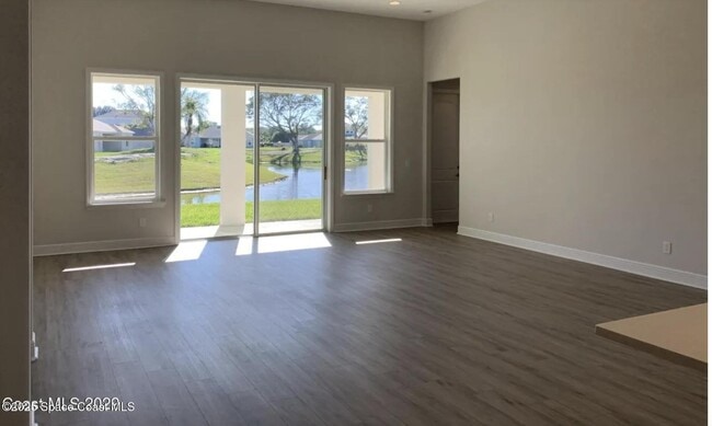 Building Photo - 1693 Killian Dr