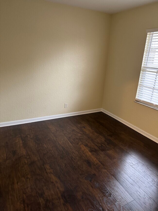 Building Photo - 13770 Bottlebrush Ct