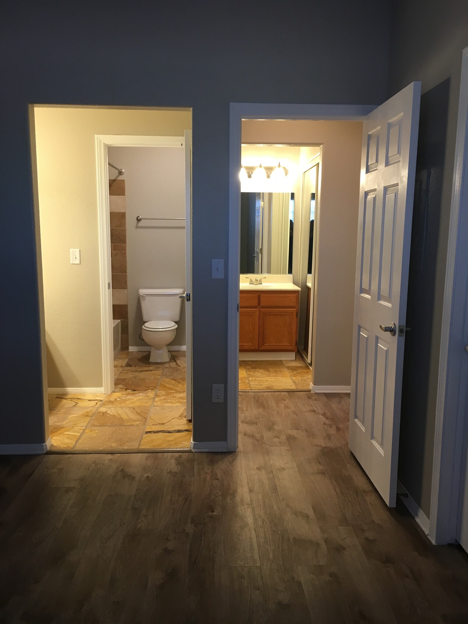 Vanities 1 and 2 and bathroom from bedroom - 1677 Strasbourg Way