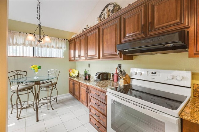 Building Photo - 1724 NW 74th Ave