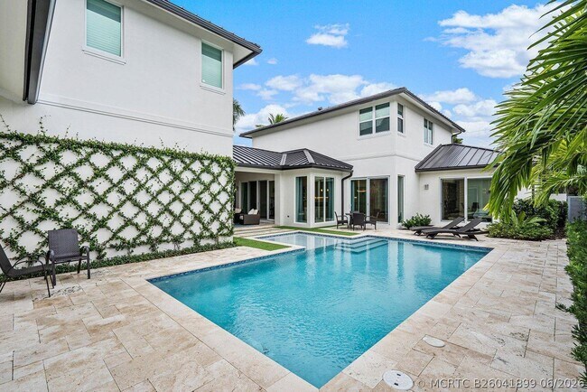 Building Photo - 217 Gulfstream Blvd