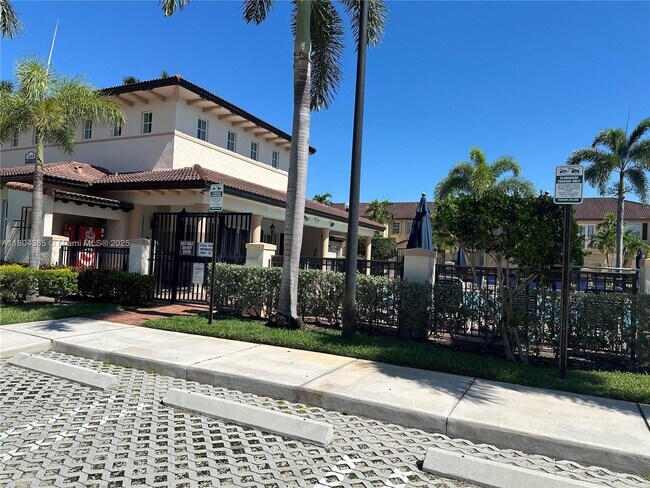 Building Photo - 12852 SW 133rd Terrace
