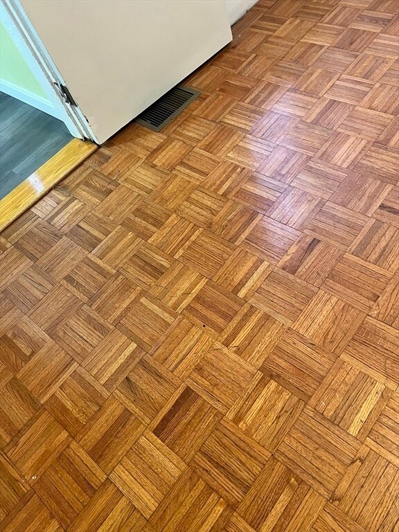 Building Photo - 92 Columbia St