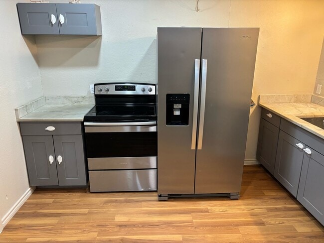 Building Photo - AVAILABLE MID MAY ; APPLY TODAY AT OUR WEBSITE!!!