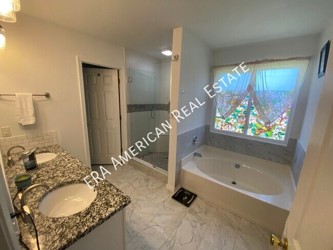 Building Photo - 7226 Zoe Cir