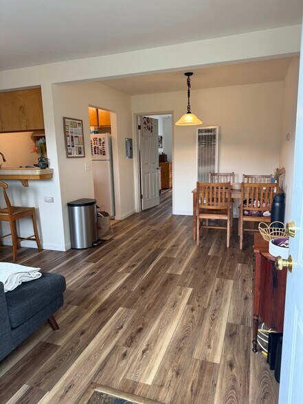 Building Photo - 3190 Camellia Ct