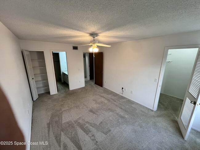 Building Photo - 7240 US-1