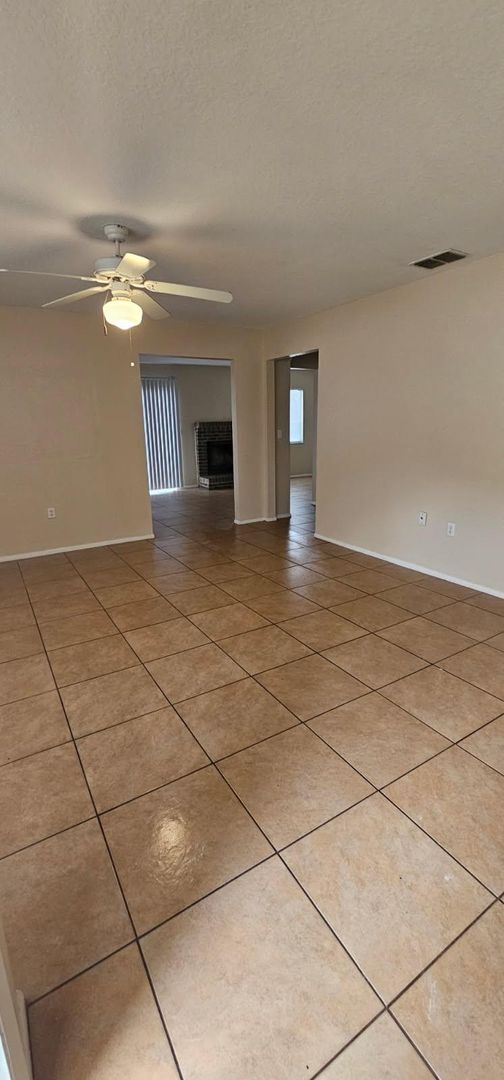 Building Photo - Central Lakeland Rental Home