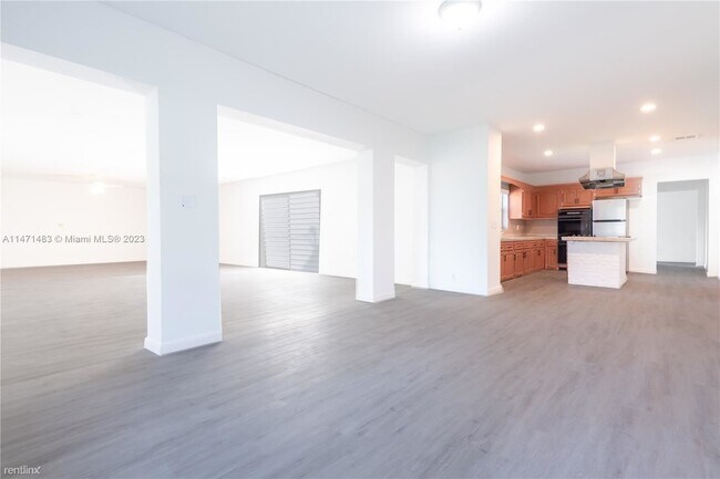 Building Photo - 2 br, 2 bath House - 24201 SW 124th Ave