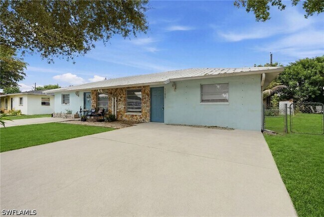 Building Photo - 1195 S Alhambra Cir