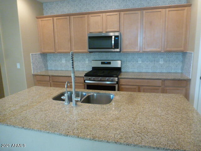 Building Photo - 2057 Kenton Way