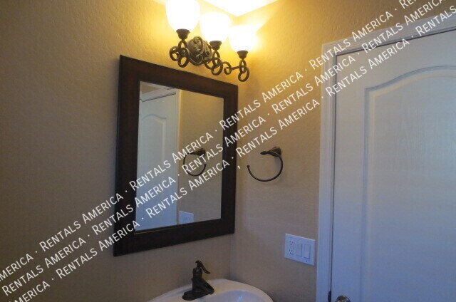 Building Photo - 28977 N Calcite Way