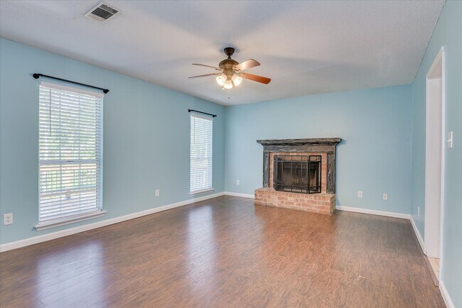 Building Photo - 630 Citation Ct